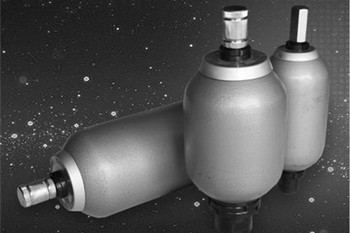 皮囊式蓄能器的原理、優(yōu)缺點及用途介紹