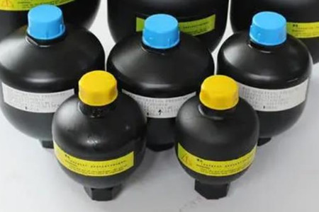 纏繞式蓄能器的作用、工作原理及使用技巧