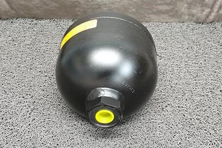 隔膜式蓄能器安裝前需要做好哪些準(zhǔn)備工作？